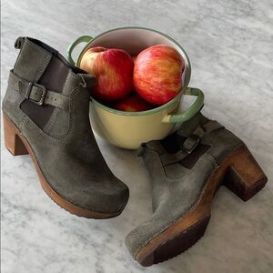 Sanita 'Peggy-Sue' Black Jodhpur Clog Boots